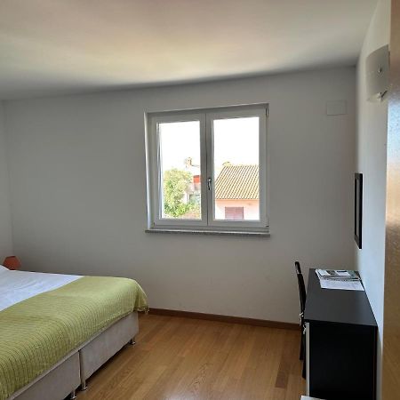 Apartments Hanna Ровин Екстериор снимка